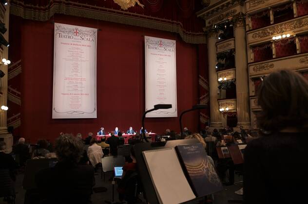 Milan, Italy Teatro alla Scala presentation of the new show season 2021-2022 with the participation of Dominique Meyer superintendent of La Scala, Giuseppe Sala mayor of Milan, Riccardo Chailly conductor, Manuel Legris dancer In the photo: La Scala Teatro during the presentation new season shows  Copyright: xNickxZonnax xIPAx xNickxZonnax