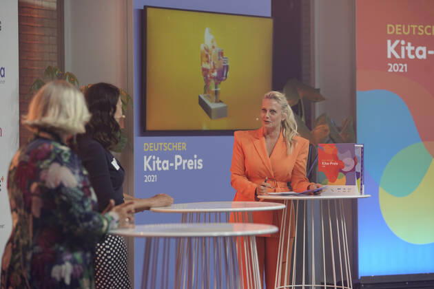 Verleihung des deutschen KITA Preis 2021 Aktuell, 09.06.2021, Berlin, Morderatorin Barbara Schoeneberger bei der Verleihung des Deutschen KITA Preis 2021 Berlin Berlin Deutschland