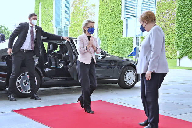 Bilder des Jahres 2021, News 06 Juni News Themen der Woche KW25 Bundeskanzlerin Angela Merkel empfängt die Präsidentin der Europäischen Kommission, Ursula von der Leyen, im Bundeskanzleramt 22.6.2021 Bundeskanzlerin Angela Merkel empfängt die Präsidentin der Europäischen Kommission, Ursula von der Leyen, im Bundeskanzleramt Berlin Bundeskanzleramt Berlin GER
