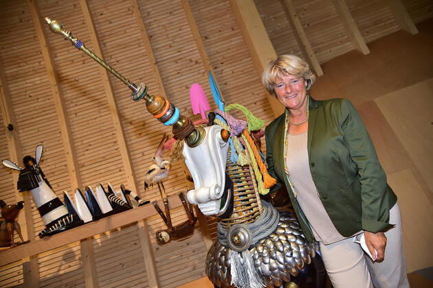 Eröffnung ANOHA im Jüdischen Museum Berlin Prof. Monika Grütters, MdB Kulturministerin, mit einem Einhorn PK zur Eröffnung der Kinderwelt ANOHA im Jüdischen Museum in Berlin am 23.06.2021