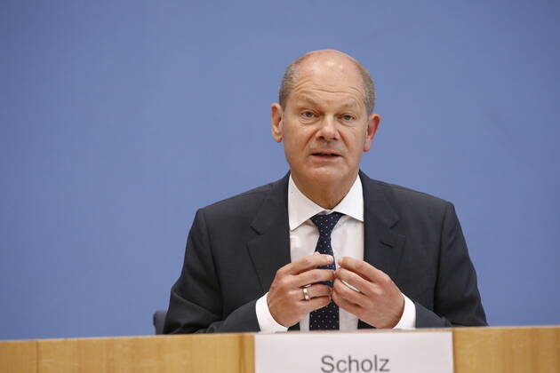 Bundesminister der Finanzen Olaf Scholz, Deutschland, Berlin, Bundespressekonferenz, Thema: Regierungsentwurf für den Bundeshaushalt 2022 und den Finanzplan bis 2025