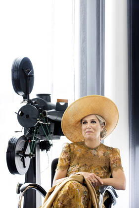 Bilder des Jahres 2021, Entertainment 06 Juni Entertainment Themen der Woche KW25 Entertainment Bilder des Tages 24-06-2021 Amsterdam Queen Maxima visited, on the occasion of its 75th anniversary, the Eye Filmmuseum in Amsterdam. During the visit she received a presentation about the various activities of the museum: from education and programming to the new streaming platform Eye Film Player. Â  Copyright: xPPEx