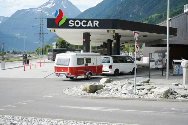 Foto Manuel Geisser 03.07.2021 Raststaette Sued mit Socar Tankstelle Gotthardautobahn vor dem Gotthard Tunnel