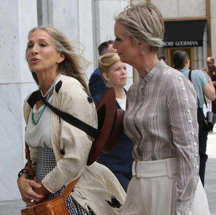NEW YORK, NY- JULY 9: Sarah Jessica Parker, Cynthia Nixon on the set of HBO Max series, And Just Like That, the Sex And The City 10-part revival in New York City on July 9, 2021. Copyright: xRWx