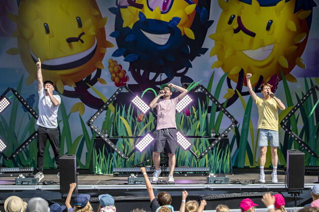 Bilder des Jahres 2021, Entertainment 07 Juli Entertainment Themen der Woche KW28 Entertainment Bilder des Tages Deine Freunde live beim Picknick Konzert auf der Zoopark Festwiese. Erfurt, 18.07.2021