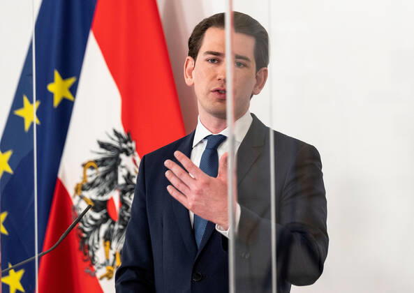 20210406 Corona measures. Talks by government with experts - opposition - state governors - Press conference afterwards VIENNA, AUSTRIA - APRIL 6: Federal Chancellor Sebastian Kurz (OEVP) after talks of government with stategovernors concernng the Corona measurements at Federal Chancellery on April 6, 2021 in Vienna, Austria. WIEN, OESTERREICH - 6. APRIL: Bundeskanzler Sebastian Kurz (OEVP) nach einem Gespraech der Regierung und den Landeshauptleuten bezueglich Corona-Massnahmen im Bundeskanzleramt am 6. April 2021 in Wien, Oesterreich. 210406_SEPA_32_036 Copyright: xMartinxJuenx SEPAxMedia