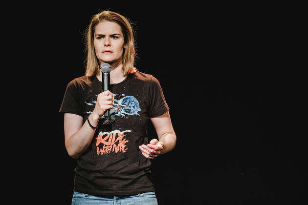 Hazel Brugger Bern, Switzerland. 14th, August 2021. The Swiss-German comedian Hazel Brugger performs a live stand-up comedy show at Bierh?beli in Bern. Bern Switzerland Copyright: xGonzalesxPhoto TilmanxJentzschx