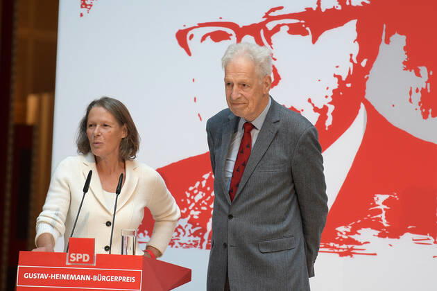 Gustav Heinemann Bürgerpreis 2021 Christina Rau, Henning Scherf Verleihung des Gustav-Heinemann Bürgerpreises im Atrium des Willy-Brandt-Haus in Berlin am 26.08.2021