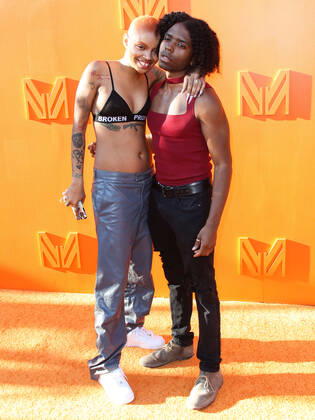 MARCELL VON BERLIN Spring Summer 2021 Runway Fashion Show - Arrivals BEVERLY HILLS, LOS ANGELES, CALIFORNIA, USA - SEPTEMBER 16: Model Slick Woods and Sharmond Tanner arrive at the MARCELL VON BERLIN Spring Summer 2021 Runway Fashion Show held at the Sheats Goldstein Residence on September 16, 2021 in Beverly Hills, Los Angeles, California, United States. Beverly Hills California United States collin-marcellv210916_nplNK  Copyright: xImagexPressxAgencyx