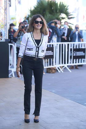 September 17, 2021, Madrid, Madrid, Spain: Penelope Cruz arrives at Maria Cristina Hotel during 69th San Sebastian International Film Festival on September 17, 2021 in Donostia San Sebastian, Spain Madrid Spain - ZUMAg15_ 20210917_zaf_g15_049 Copyright: xJackxAbuinx