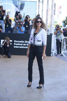 September 17, 2021, Madrid, Madrid, Spain: Penelope Cruz arrives at Maria Cristina Hotel during 69th San Sebastian International Film Festival on September 17, 2021 in Donostia San Sebastian, Spain Madrid Spain - ZUMAg15_ 20210917_zaf_g15_038 Copyright: xJackxAbuinx