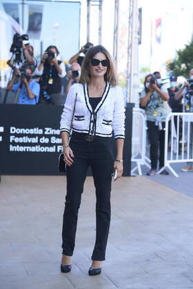 September 17, 2021, Madrid, Madrid, Spain: Penelope Cruz arrives at Maria Cristina Hotel during 69th San Sebastian International Film Festival on September 17, 2021 in Donostia San Sebastian, Spain Madrid Spain - ZUMAg15_ 20210917_zaf_g15_039 Copyright: xJackxAbuinx