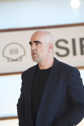 September 18, 2021, Madrid, Madrid, Spain: Luis Tosar attended Maixabel Photocall during 69th San Sebastian International Film Festival at Kursaal Palace on September 18, 2021 in Donostia San Sebastian, Spain Madrid Spain - ZUMAg15_ 20210918_zaf_g15_005 Copyright: xJackxAbuinx