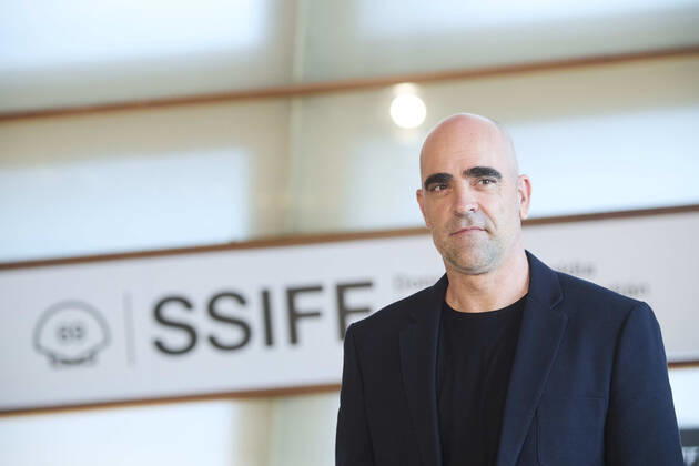 September 18, 2021, Madrid, Madrid, Spain: Luis Tosar attended Maixabel Photocall during 69th San Sebastian International Film Festival at Kursaal Palace on September 18, 2021 in Donostia San Sebastian, Spain Madrid Spain - ZUMAg15_ 20210918_zaf_g15_036 Copyright: xJackxAbuinx