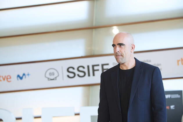 September 18, 2021, Madrid, Madrid, Spain: Luis Tosar attended Maixabel Photocall during 69th San Sebastian International Film Festival at Kursaal Palace on September 18, 2021 in Donostia San Sebastian, Spain Madrid Spain - ZUMAg15_ 20210918_zaf_g15_037 Copyright: xJackxAbuinx