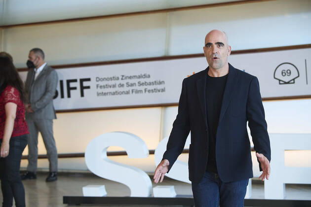 September 18, 2021, Madrid, Madrid, Spain: Luis Tosar attended Maixabel Photocall during 69th San Sebastian International Film Festival at Kursaal Palace on September 18, 2021 in Donostia San Sebastian, Spain Madrid Spain - ZUMAg15_ 20210918_zaf_g15_041 Copyright: xJackxAbuinx