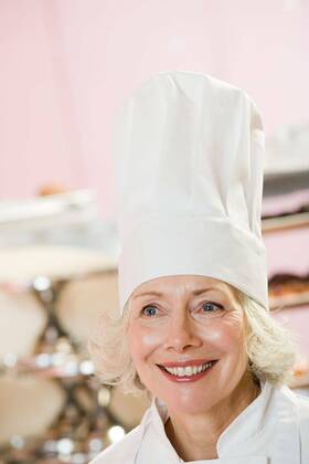  Portrait of a baker model released, Symbolfotoproperty released, , 11.10.2020, Copyright: xXiXinXingx Panthermedia21988545