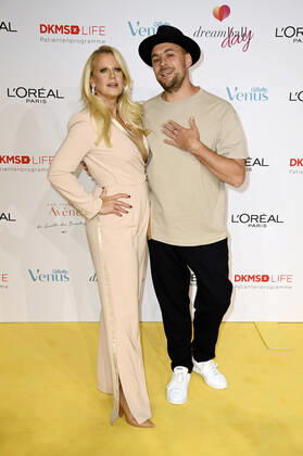 Bilder des Jahres 2021, Entertainment 09 September Entertainment Bilder des Tages Barbara Schöneberger und Max Mutzke beim DKMS Life Dreamday 2021 im nhow Hotel. Berlin, 22.09.2021