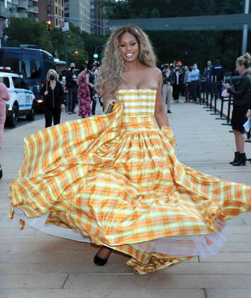 NEW YORK, NY - SEPTEMBER 30: Laverne Cox at the New York City Ballet s 2021 Fall Fashion Gala at Lincoln Center Plaza in New York September 30, 2021 Copyright: xRWx