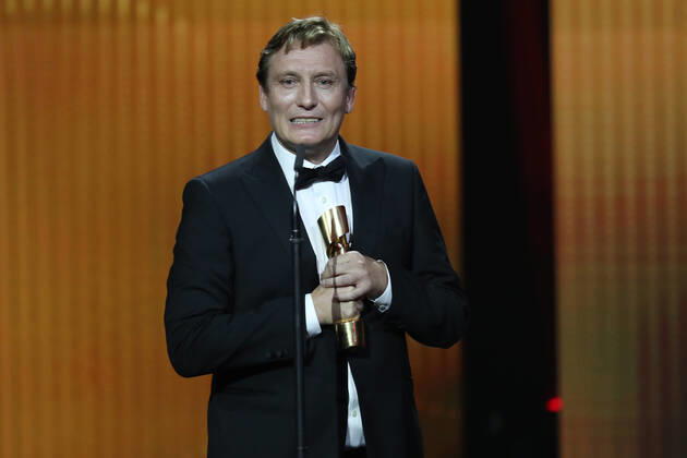 Deutscher Filmpreis 2021 BESTE MÄNNLICHE HAUPTROLLE Oliver Masucci · ENFANT TERRIBLE bei der Show während der Verleihung Deutscher Filmpreis 2021 in der Messe Berlin Copyright: xEventpressxRadkex