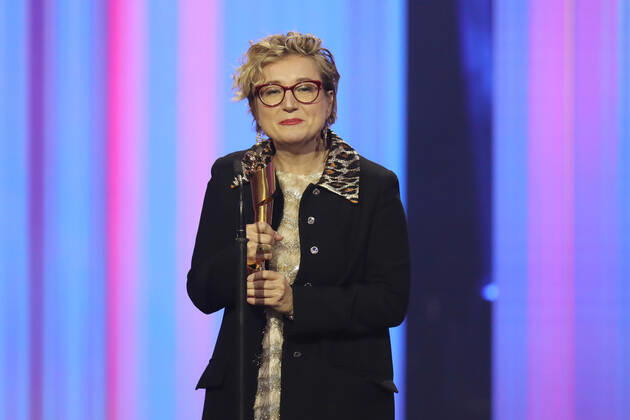 Deutscher Filmpreis 2021 BESTES KOSTÜMBILD Tanja Hausner · SCHACHNOVELLE bei der Show während der Verleihung Deutscher Filmpreis 2021 in der Messe Berlin Copyright: xEventpressxRadkex