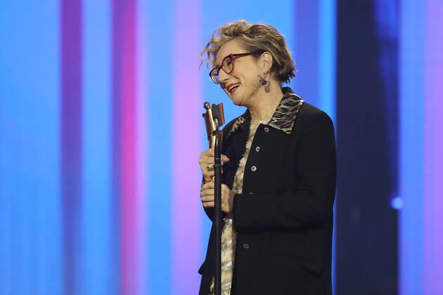 Deutscher Filmpreis 2021 BESTES KOSTÜMBILD Tanja Hausner · SCHACHNOVELLE bei der Show während der Verleihung Deutscher Filmpreis 2021 in der Messe Berlin Copyright: xEventpressxRadkex
