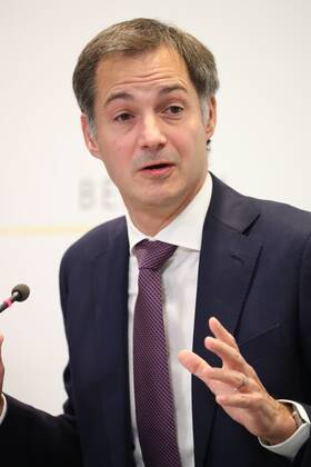 News Bilder des Tages Prime Minister Alexander De Croo pictured at a press conference of the federal government after they reached an agreement on the budget 2022, Tuesday 12 October 2021, in Brussels. BENOITxDOPPAGNE 3111686