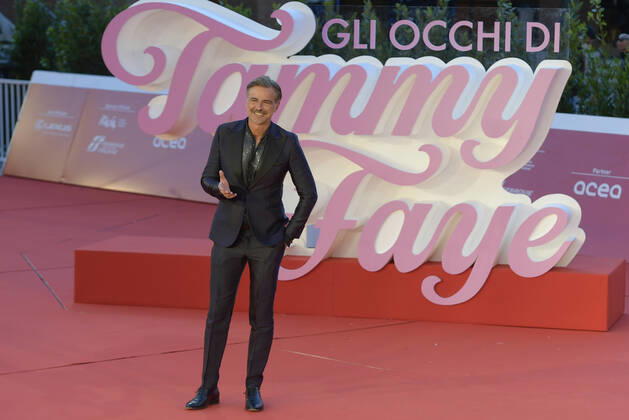 October 14, 2021, Rome, Italy: Beppe Convertini attends the red carpet of the film, The eyes of Tammy Faye at the Film Festival. Rome Italy - ZUMAs197 20211014_zaa_s197_245 Copyright: xMarioxCartellix