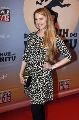 Natalie Alison bei der Premiere des Musicals Der Schuh des Manitu im Deutschen Theater. München, 14.10.2021