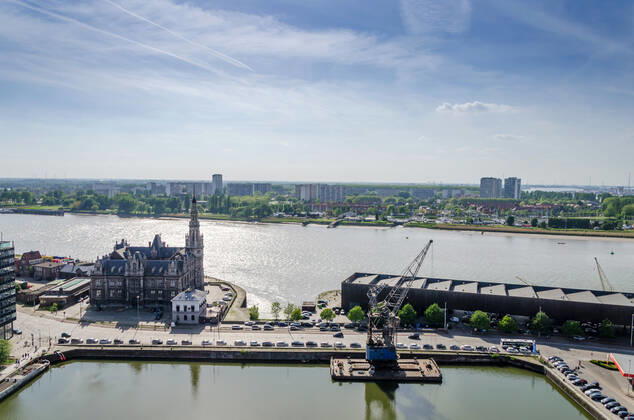 Aerial view over the city of Antwerp in Belgium from Museum aan de Stroom. Copyright: xx 21764556