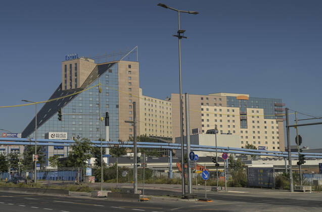 Estrel Hotel, Sonnenallee, Neukoelln, Berlin, Deutschland