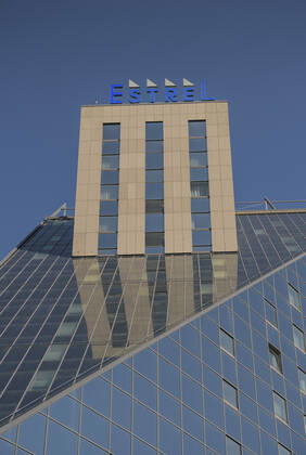 Estrel Hotel, Sonnenallee, Neukoelln, Berlin, Deutschland