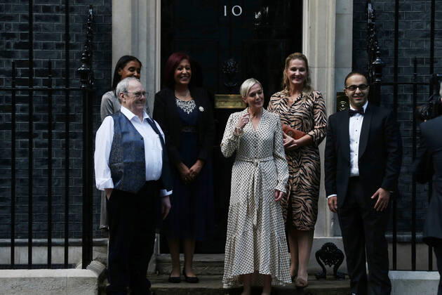 October 20, 2021, London, England, United Kingdom: Annual Health Hero Awards winners are seen arriving in Downing Street to receive their prizes from UK Prime Minister Boris Johnson. London United Kingdom - ZUMAs262 20211020_zip_s262_109 Copyright: xTayfunxSalcix