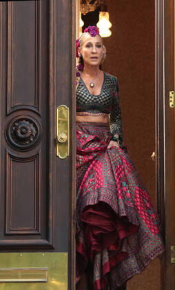 October 20, 2021. Sarah Jessica Parker, shooting on set of HBOMax Sex and the City reboot series And Just Like That in New York October 20, 2021 Copyright: xRWx