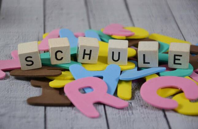 IMAGO Creative: Gesellschaft, Schule, Schulanfang Schule - the german word for school, 14.10.2020, Copyright: xDanistx Panthermedia28443654