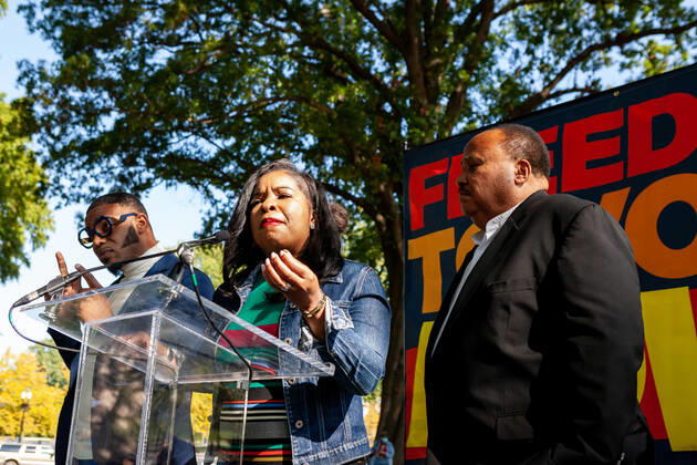 3-day relay for voting rights ends with rally at US Capitol Arndrea Waters King speaks during a rally at the end of a relay for voting rights at the US Capitol. Protesters began the relay in West Virginia and walked or biked for the 3 days to the US Capitol. Protesters are demanding that Congress pass legislation protecting the right to vote for all Americans. Washington District of Columbia United States Copyright: xAllisonxBaileyx bailey-3dayrela211023_nphtH