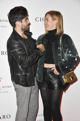 Wolke Hegenbarth mit Partner Oliver Vaid bei der Eröffnung des neuen Restaurants Chiaro im Hotel de Rome. Berlin, 24.10.2021