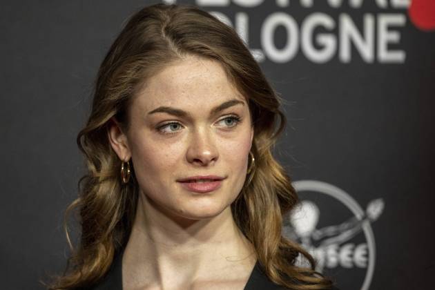 Film-Festival Cologne Köln 21. bis 28. Oktober 2021. Die Schauspielerin Pauline RÃ nevier anlässlich des Film Festival Cologne 2021 im Filmpalast zu Köln auf dem roten Teppich. Köln Nordrhein-Westfalen Deutschland