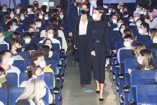 29-10-2021 Madrid Queen Letizia attend the 21st edition of the cinema festival, Opera prima city of Tudela, at the Moncayo cinema in Tudela. No Spain Â  Copyright: xPPEx