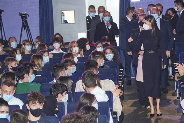 29-10-2021 Madrid Queen Letizia attend the 21st edition of the cinema festival, Opera prima city of Tudela, at the Moncayo cinema in Tudela. No Spain Â  Copyright: xPPEx