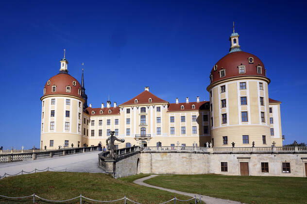 Das Schloss Moritzburg. Moritzburg, 30.10.2021