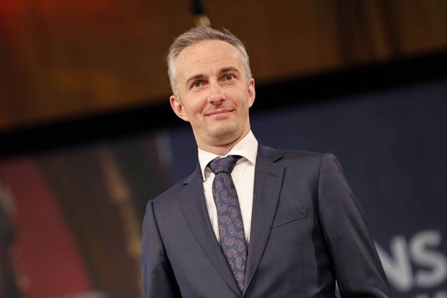 Jan Böhmermann bei der Verleihung des Hanns-Joachim-Friedrichs-Preises 2021 im WDR Funkhaus. Köln, 04.11.2021