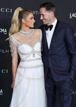 10th Annual LACMA Art + Film Gala 2021 Paris Hilton and fiancÃ Carter Reum arrive at the 10th Annual LACMA Art + Film Gala 2021 held at the Los Angeles County Museum of Art on November 6, 2021 in Los Angeles, California, United States. Los Angeles California United States  Copyright: xImagexPressxAgencyx collin-10thannu211106_npwGA