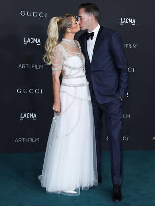 10th Annual LACMA Art + Film Gala 2021 Paris Hilton and fiancÃ Carter Reum arrive at the 10th Annual LACMA Art + Film Gala 2021 held at the Los Angeles County Museum of Art on November 6, 2021 in Los Angeles, California, United States. Los Angeles California United States  Copyright: xImagexPressxAgencyx collin-10thannu211106_npAj8