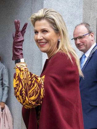 Entertainment Bilder des Tages 16-11-2021 Kootwijk Queen Maxima arriving for the Prince Bernhard Cultuurfonds Prize 2021 to IVN Nature Education in the former radio station Radio Kootwijk. Â  Copyright: xPPEx