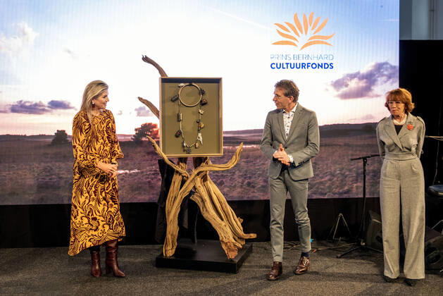 16-11-2021 Kootwijk Queen Maxima attend the Prince Bernhard Cultuurfonds Prize 2021 to Jelle de Jong of IVN Nature Education in the former radio station Radio Kootwijk. Â  Copyright: xPPEx