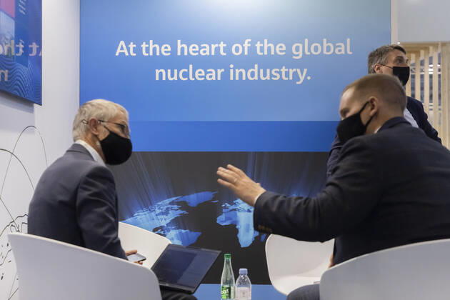 Villepinte, France November 30, 2021 - World Nuclear Exhibition (WNE). This civil nuclear exhibition welcomes more than 18,000 participants and 600 exhibitors from 65 countries including: South Korea, United States, United Kingdom and Russia. The nuclear energy sector is back in the spotlight ten years after the Fukushima Daiichi Nuclear Power Plant disaster in Japan, which led to the event being halted. ENERGIE NUCLEAIRE, CENTRALE NUCLEAIRE, ECONOMIE, SALON, ILLUSTRATION, GENERIQUE, ATMOSPHERE, AMBIANCE, BUSINESS, ATOME, REACTEUR NUCLEAIRE, FISSION, RADIOACTIVITE, CHANGEMENT CLIMATIQUE, EXPO, PRODUCTION D ENERGIE, ENVIRONNEMENT, QUESTIONS ENVIRONNEMENTALE, INDUSTRIE, ELECTRICITE, CONTAMINATION RADIOACTIVE, ACCIDENT NUCLEAIRE, DECHETS NUCL Copyright: xVincentxIsorex