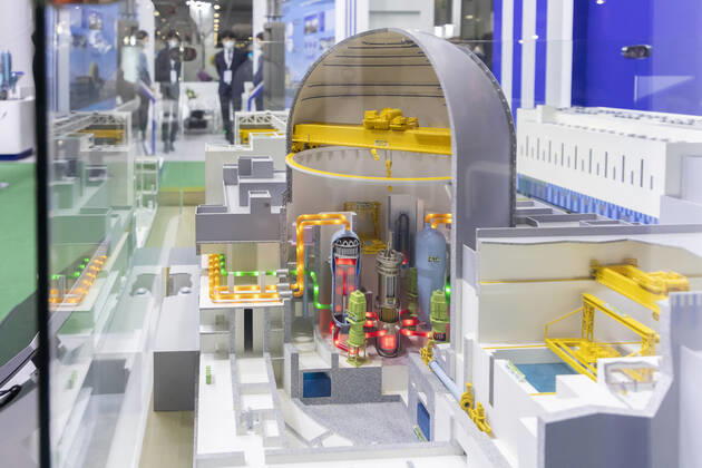 Villepinte, France November 30, 2021 - World Nuclear Exhibition (WNE). This civil nuclear exhibition welcomes more than 18,000 participants and 600 exhibitors from 65 countries including: South Korea, United States, United Kingdom and Russia. The nuclear energy sector is back in the spotlight ten years after the Fukushima Daiichi Nuclear Power Plant disaster in Japan, which led to the event being halted. ENERGIE NUCLEAIRE, CENTRALE NUCLEAIRE, ECONOMIE, SALON, ILLUSTRATION, GENERIQUE, ATMOSPHERE, AMBIANCE, BUSINESS, ATOME, REACTEUR NUCLEAIRE, FISSION, RADIOACTIVITE, CHANGEMENT CLIMATIQUE, EXPO, PRODUCTION D ENERGIE, ENVIRONNEMENT, QUESTIONS ENVIRONNEMENTALE, INDUSTRIE, ELECTRICITE, CONTAMINATION RADIOACTIVE, ACCIDENT NUCLEAIRE, DECHETS NUCL Copyright: xVincentxIsorex