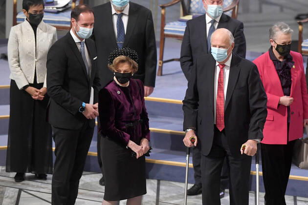 Haakon, Crown Prince of Norway, Queen Sonja of Norway and King Harald V of Norway attend the Nobel Peace Prize Award Ceremony 2021 awarded to Philippine journalist Maria Ressa and Russian journalist Dmitry Muratov for their courageous fight for freedom of expression in the face of authoritarian governments, at the Oslo City Town Hall, Norway. Both have been subject to threats for their reporting on human rights abuses and corruption carried out by the governments of Philippine President Rodrigo Duterte and Russian President Vladimir Putin respectively. DECEMBER 10th 2021  RHDx21651