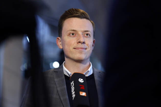 Adis Ahmetovic bei der 5. Sitzung des Deutschen Bundestages im Reichstagsgebäude. Berlin, 08.12.2021